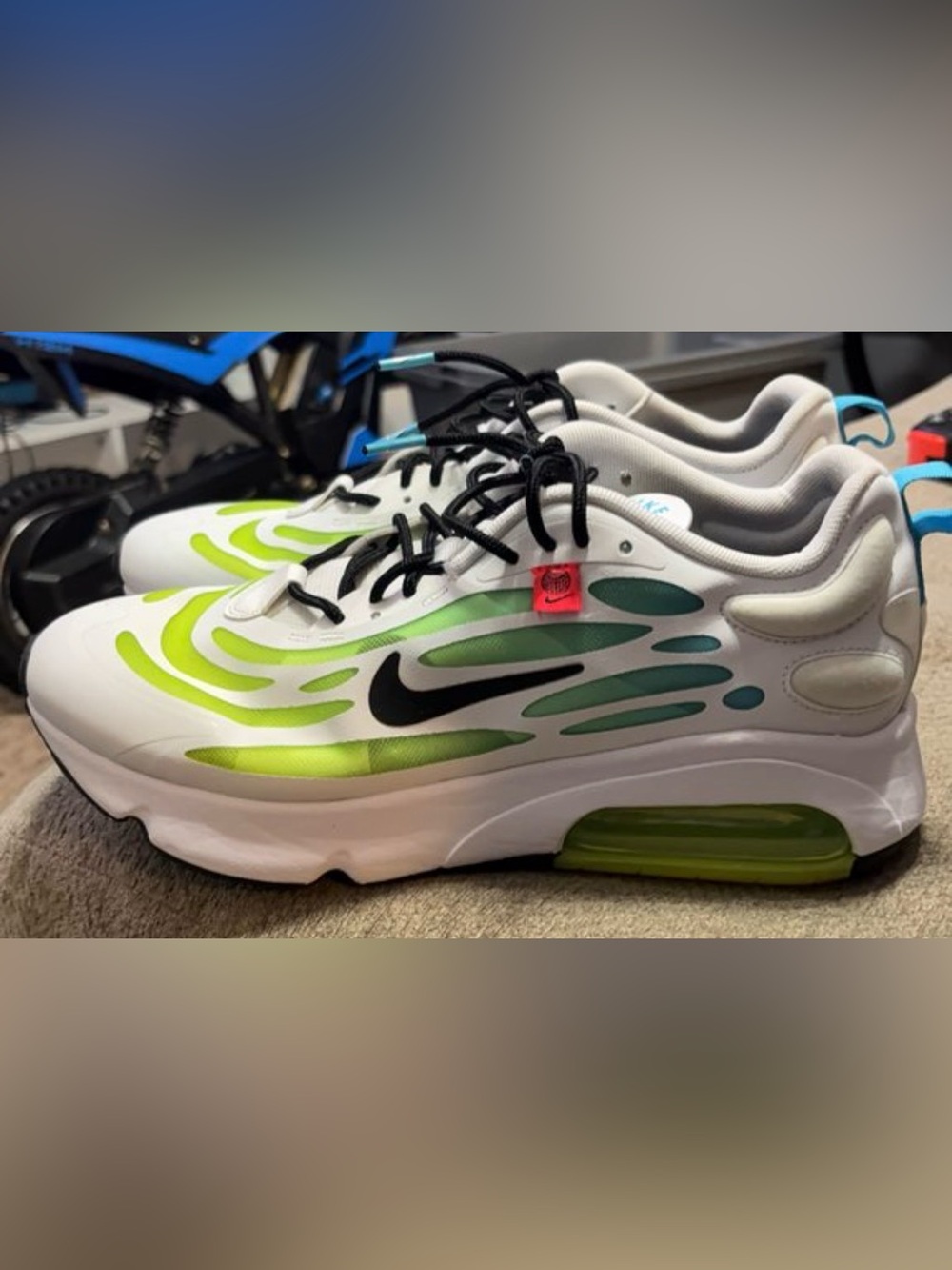 Nike Air Max Exosense SE "Worldwide Pack"
